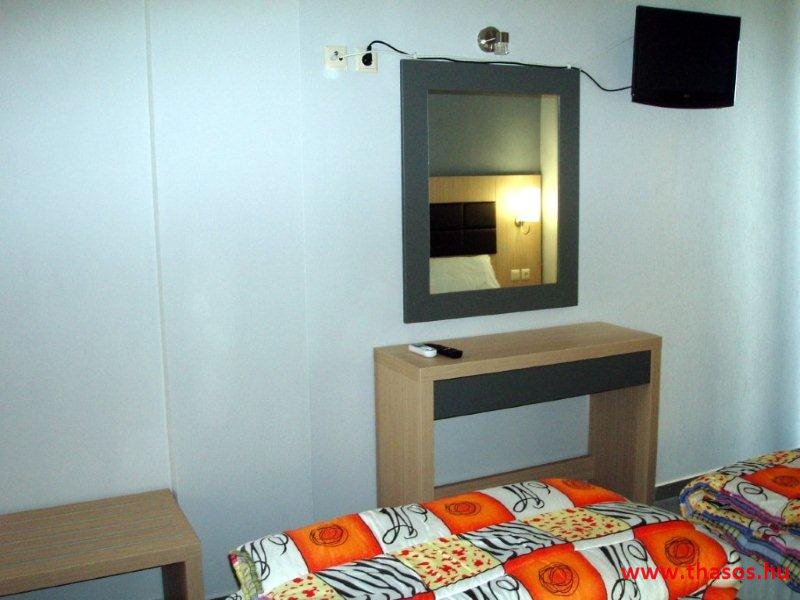 mironi_viktoria_hotel_apartman_08