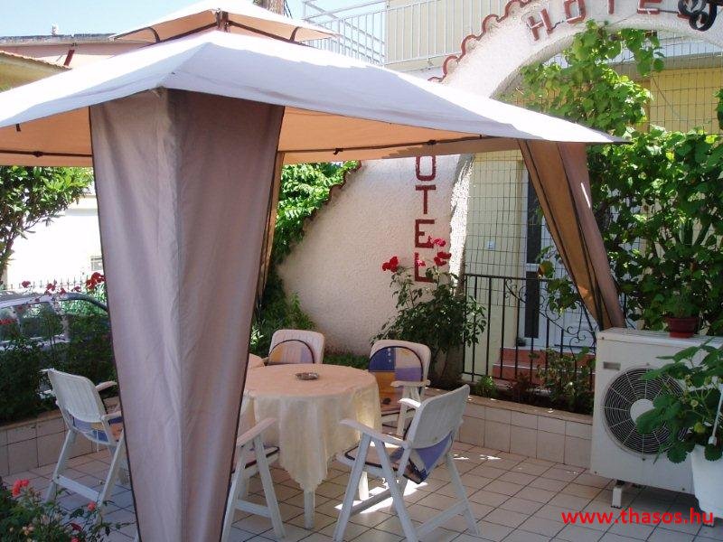 mironi_viktoria_hotel_apartman_14