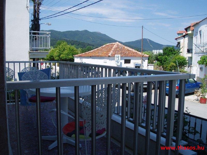 mironi_viktoria_hotel_apartman_16