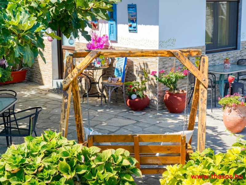 Ifigénia Apartman és Stúdió - Kert